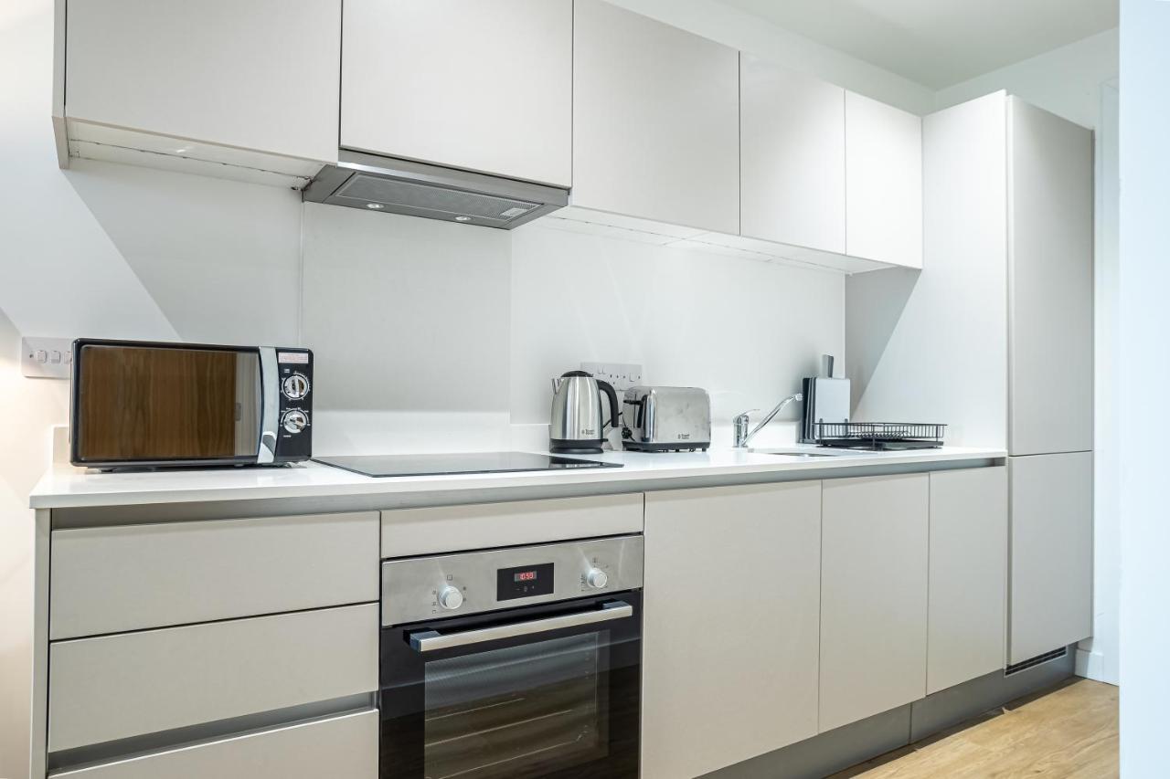 Luxe Apartments Bracknell Near Ascot, Legoland, Windsor, Lexicon - Free Parking & Gym Eksteriør billede