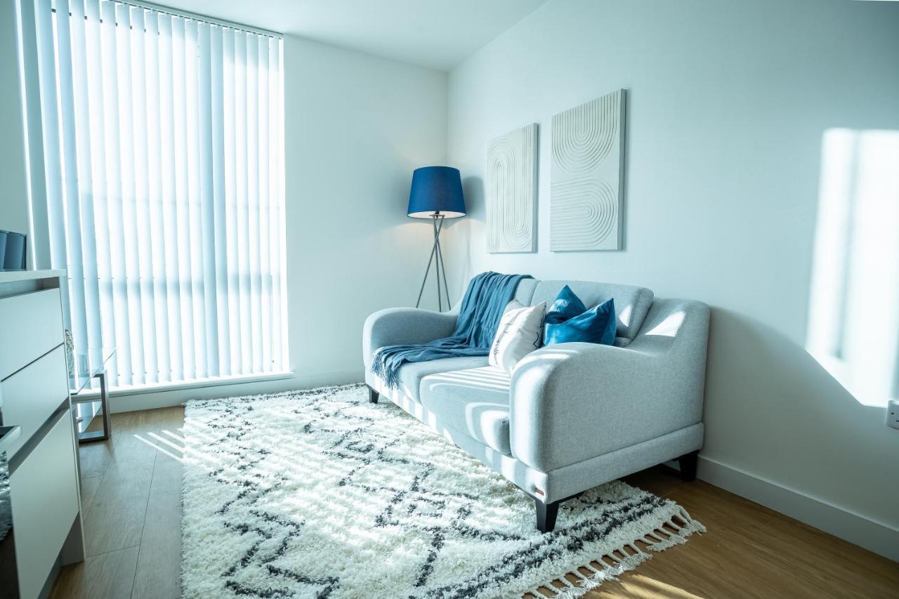 Luxe Apartments Bracknell Near Ascot, Legoland, Windsor, Lexicon - Free Parking & Gym Eksteriør billede