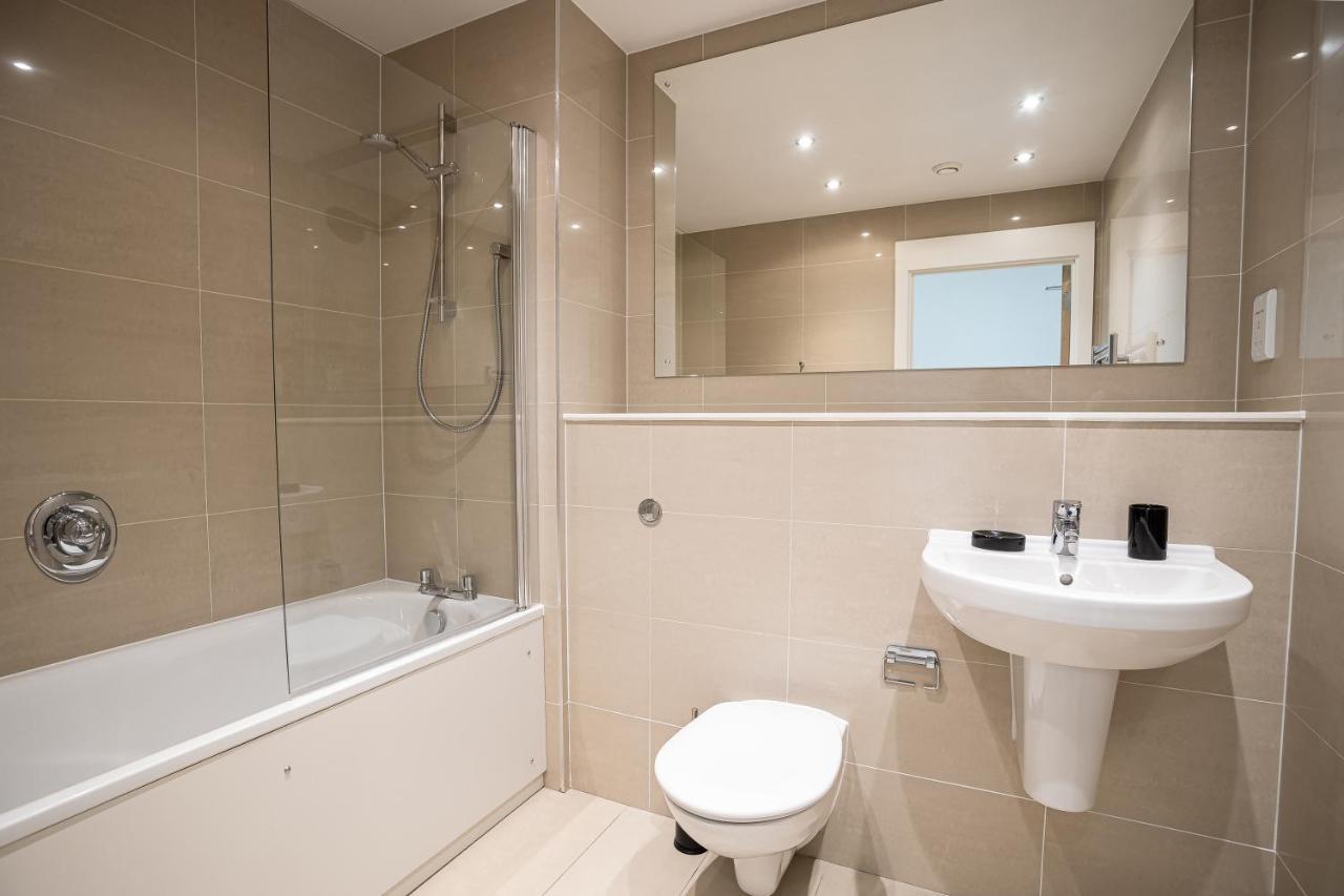 Luxe Apartments Bracknell Near Ascot, Legoland, Windsor, Lexicon - Free Parking & Gym Eksteriør billede