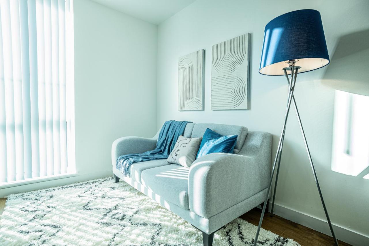Luxe Apartments Bracknell Near Ascot, Legoland, Windsor, Lexicon - Free Parking & Gym Eksteriør billede